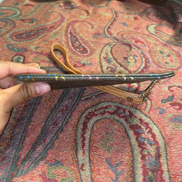 Dooney & Bourke wallet - Picture 6 of 8